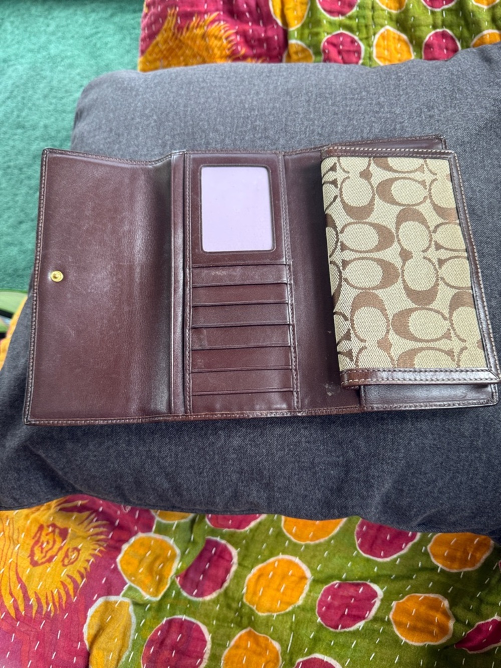 COACH Signature Checkbook Trifold Clutch Wallet With Jacquard Fabric & Leather - Picture 2 of 11